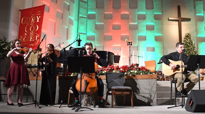 Christmas Band & Choir Concert – December 4